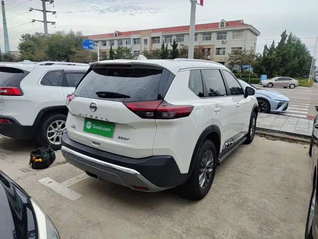 Nissan X-Trail — Фото автомобиля 6