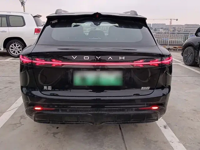 Voyah Zhiyin — Фото автомобиля 3