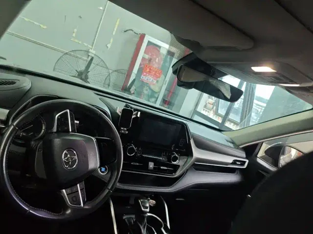 Toyota Highlander — Фото автомобиля 5