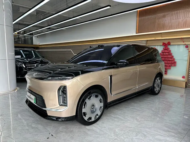Фотография автомобиля — Nio ES9