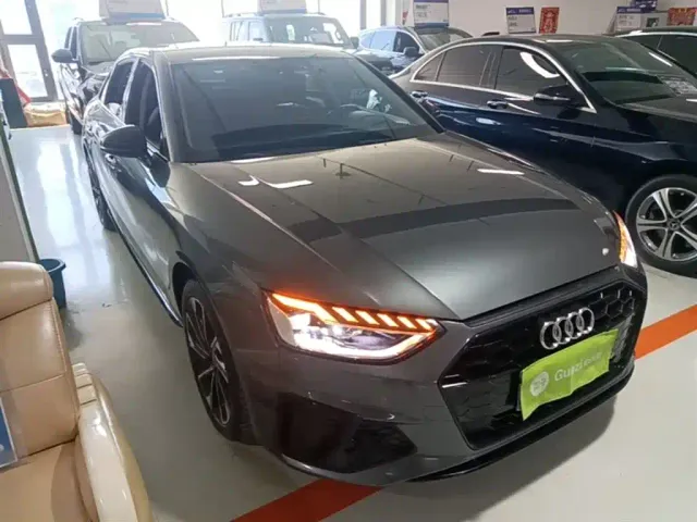 Audi A4L — Фото автомобиля 3