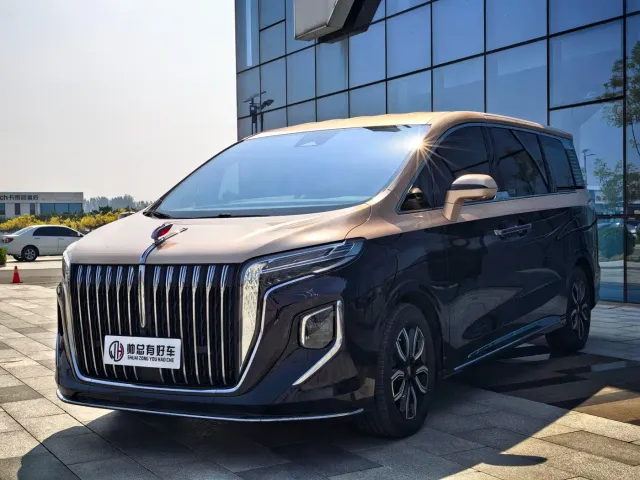 Фотография автомобиля — Hongqi HQ9