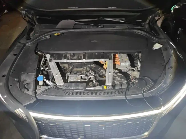 Li Auto ONE — Фото автомобиля 21