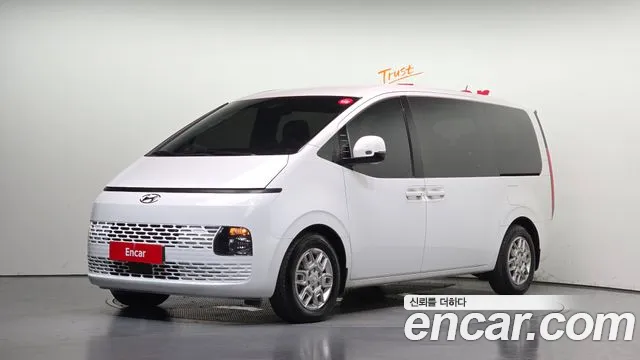 Фотография автомобиля — Hyundai Staria