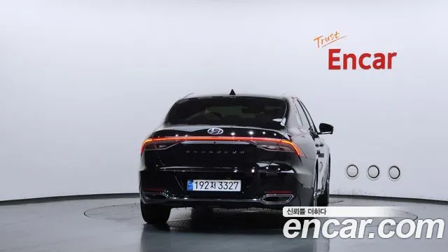 Hyundai Grandeur Новый Grandeur IG — Фото автомобиля 4