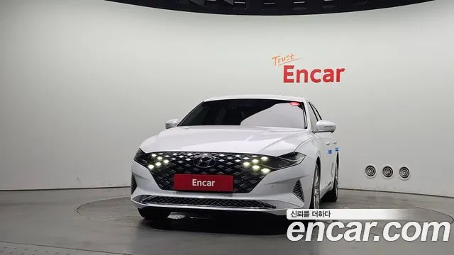 Hyundai Grandeur Новый Grandeur IG — Фото автомобиля 2