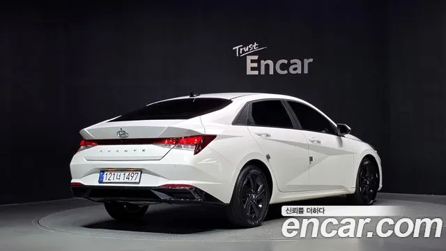 Hyundai Avante CN7 — Фото автомобиля 2