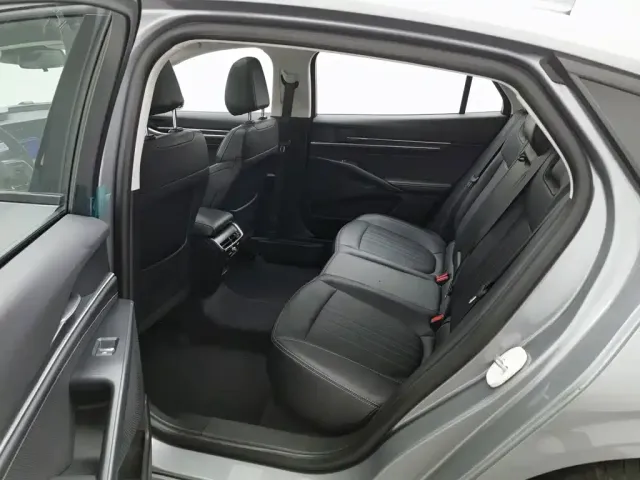 Ford Mondeo — Фото автомобиля 15