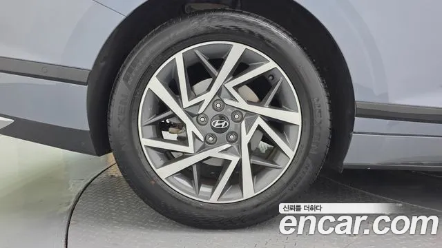 Hyundai Grandeur GN7 — Фото автомобиля 5