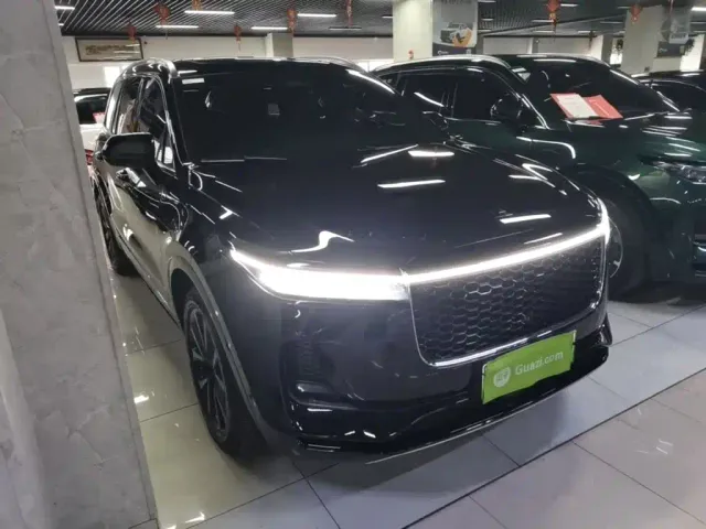 Li Auto ONE — Фото автомобиля 3