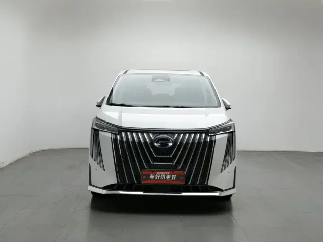 GAC Trumpchi M8 — Фото автомобиля 3