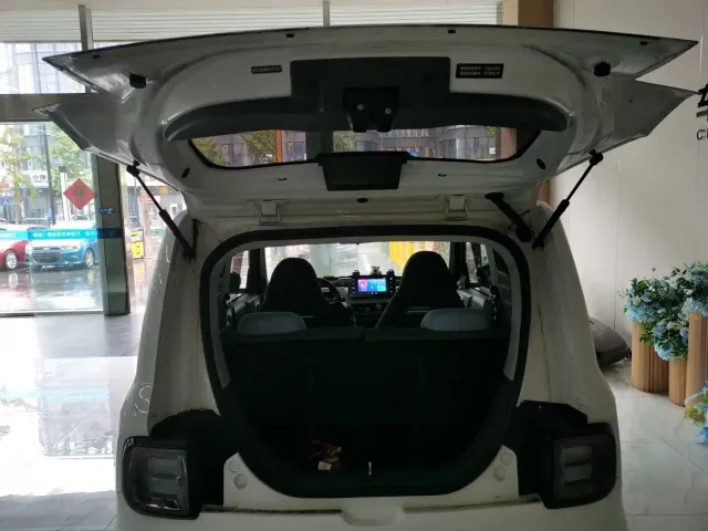 Geely Panda — Фото автомобиля 16