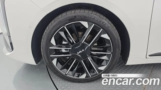 Kia K8 K8 (New) Hybrid — Фото автомобиля 5
