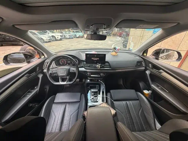 Audi Q5L — Фото автомобиля 7