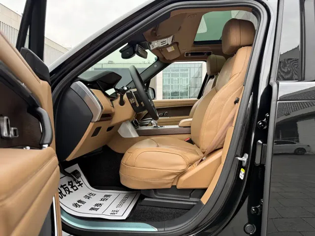 Land Rover Range Rover — Фото автомобиля 17