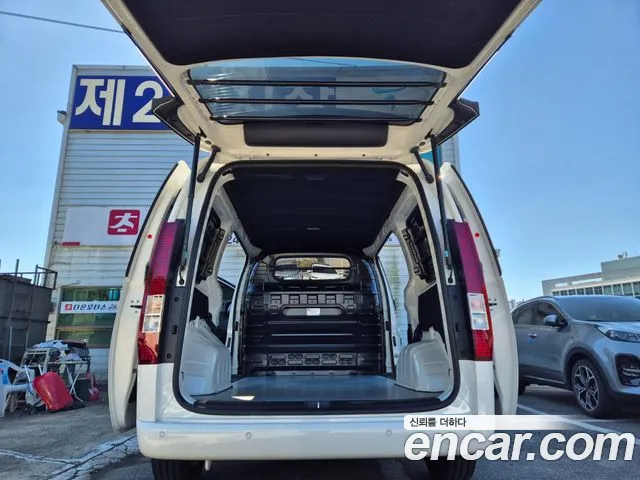 Hyundai Staria — Фото автомобиля 5