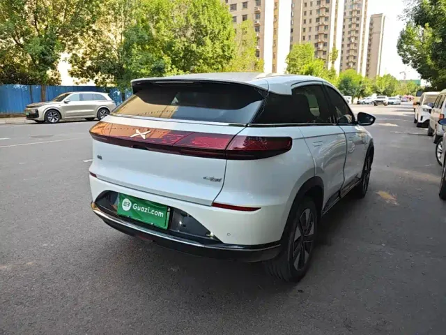 Xpeng G3 — Фото автомобиля 6