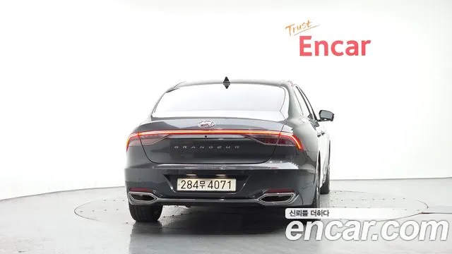 Hyundai Grandeur Новый Grandeur IG — Фото автомобиля 4