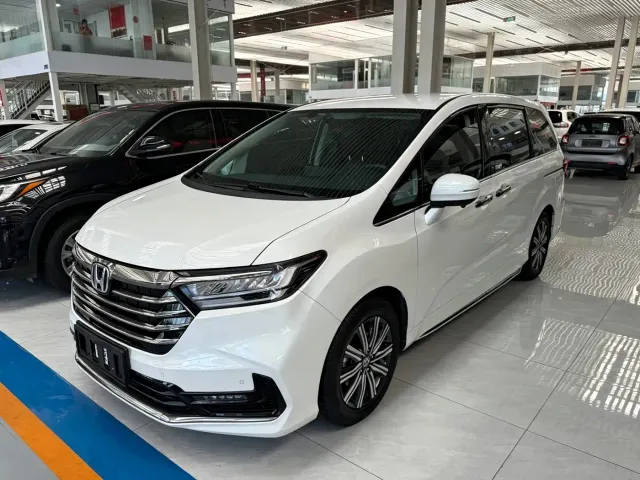 Фотография автомобиля — Honda Odyssey
