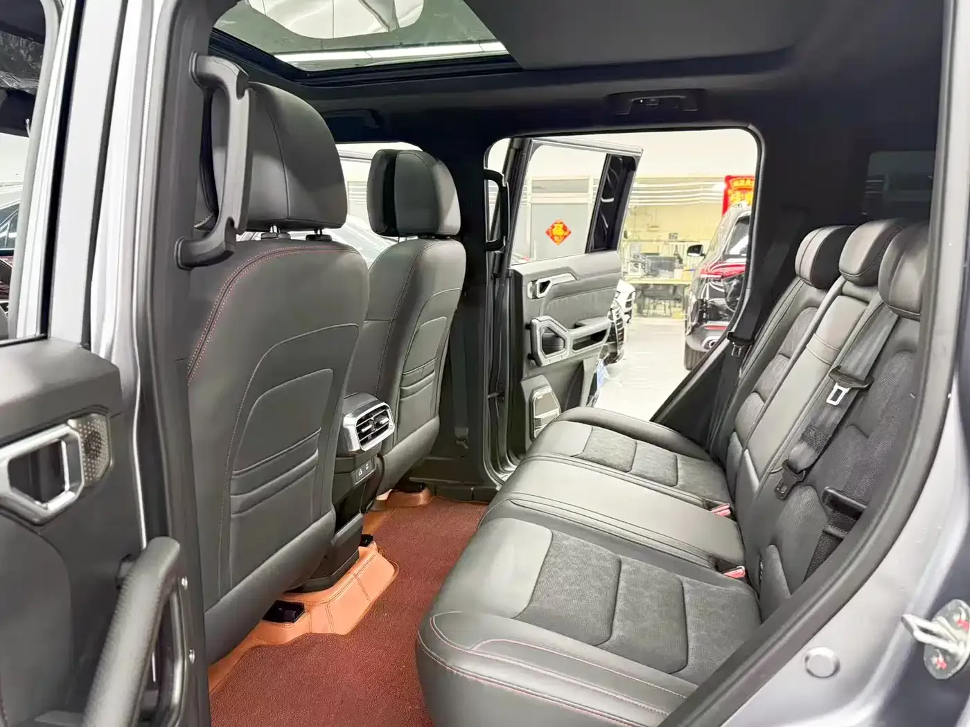 Jetour Jetour Traveler 2023 2.0T 4WD Cross PRO+ — Фото автомобиля 8