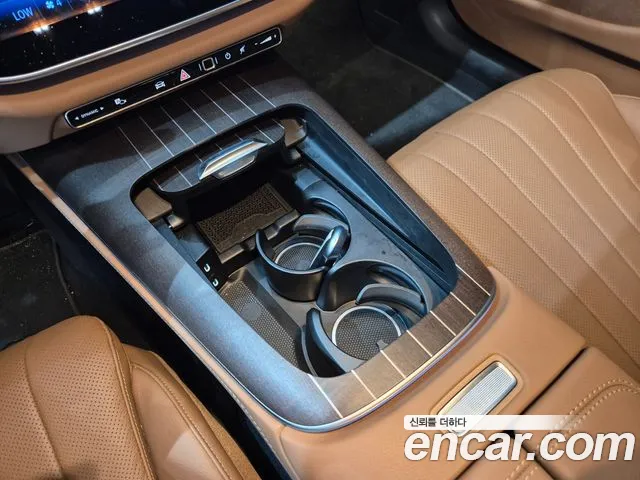 Mercedes-Benz E-Class W214 — Фото автомобиля 17