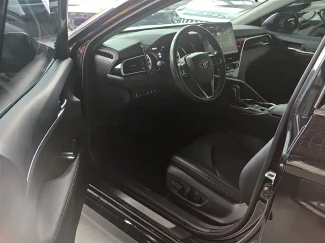 Toyota Camry — Фото автомобиля 15