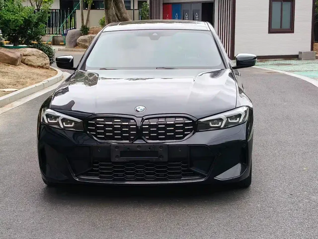 BMW 3 Series — Фото автомобиля 2