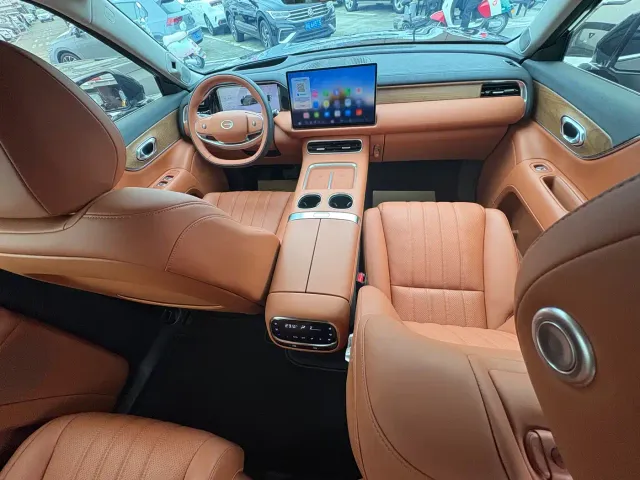 GAC Trumpchi Xiangwang S9 — Фото автомобиля 13