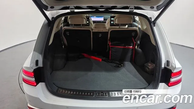 Genesis GV80 — Фото автомобиля 23