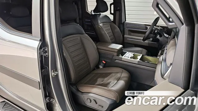Kia Tasman Tasman 2.5T Бензин 2WD — Фото автомобиля 10