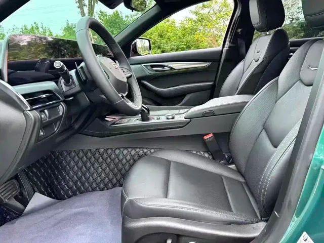 Cadillac CT5 — Фото автомобиля 4