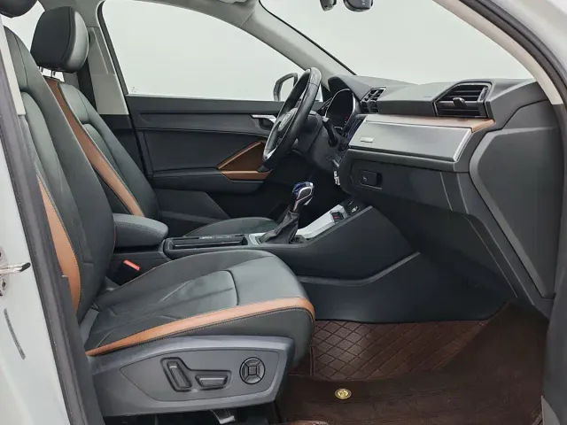 Audi Q3 — Фото автомобиля 9