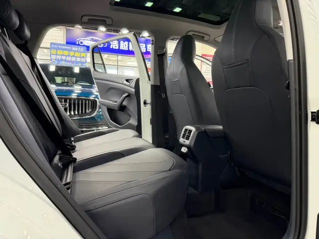 Volkswagen Tharu — Фото автомобиля 7