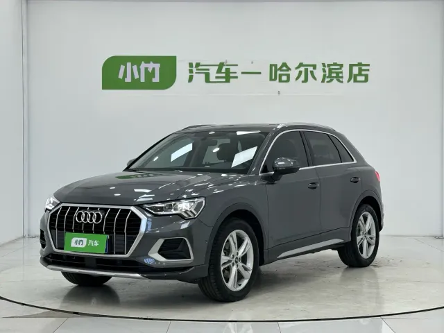 Фотография автомобиля — Audi Q3