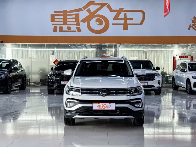 Volkswagen T-Cross — Фото автомобиля 3