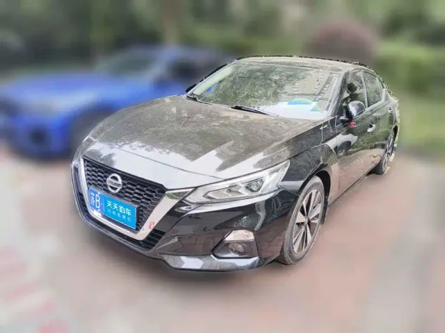 Фотография автомобиля — Nissan Teana