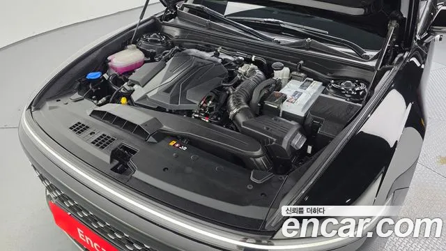 Hyundai Grandeur GN7 — Фото автомобиля 9
