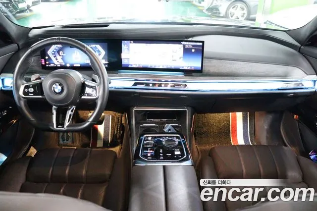 BMW 7-Series — Фото автомобиля 5