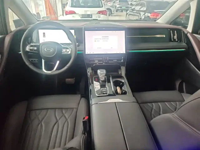 GAC Trumpchi M8 — Фото автомобиля 9
