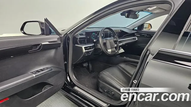 Hyundai Grandeur GN7 — Фото автомобиля 16