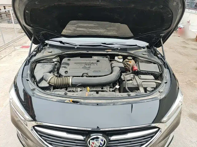 Buick LaCrosse — Фото автомобиля 15