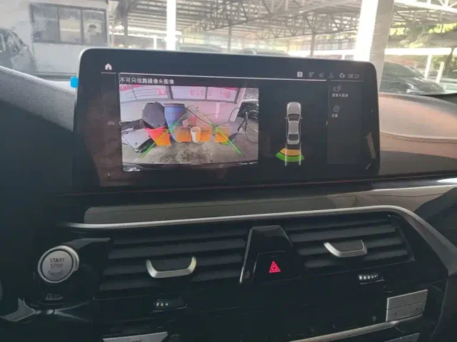 BMW 5 Series — Фото автомобиля 12