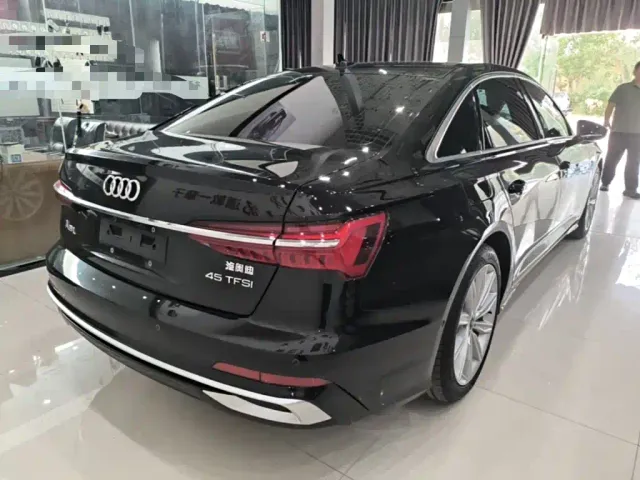 Audi A6L — Фото автомобиля 6