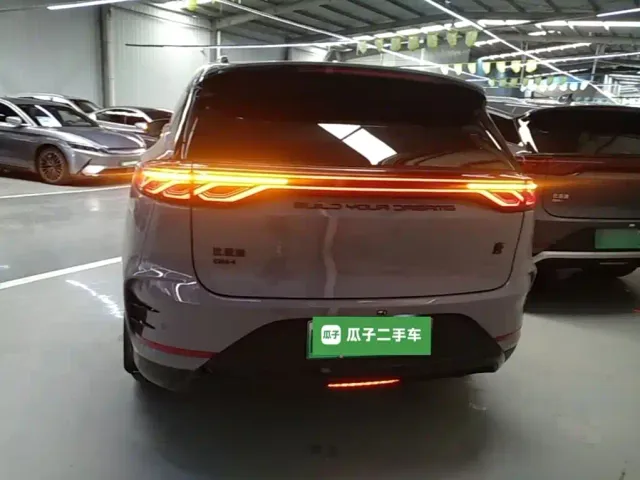 BYD Tang — Фото автомобиля 5
