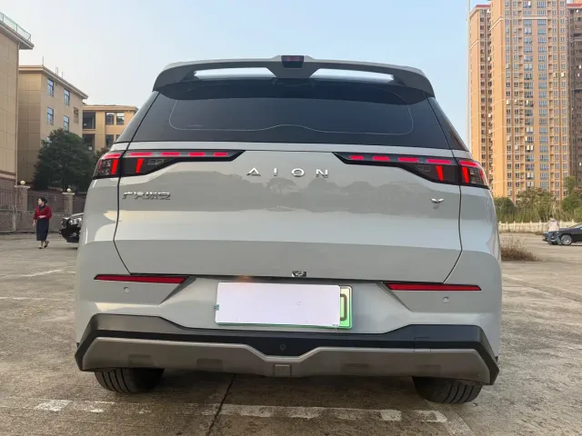 GAC Aion Y — Фото автомобиля 7