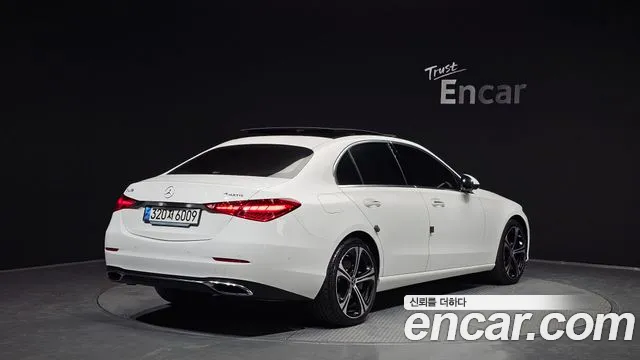 Mercedes-Benz C-Class — Фото автомобиля 6