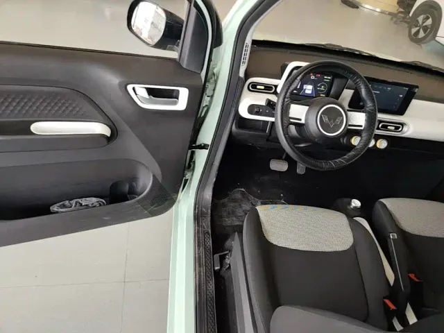 Wuling Hongguang Mini EV — Фото автомобиля 15