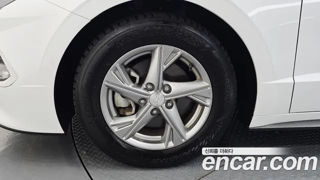 Hyundai Sonata Sonata (DN8) 2.0 LPG(Для проката) — Фото автомобиля 5