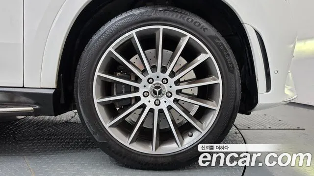 Mercedes-Benz GLE-Class — Фото автомобиля 6