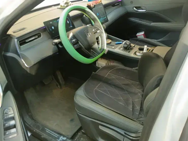 BYD Qin PLUS — Фото автомобиля 9